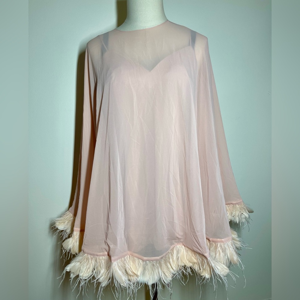 Mac Duggal 11622 | Pale Pink Feathers Cape Dress | Mini | Women’s 14